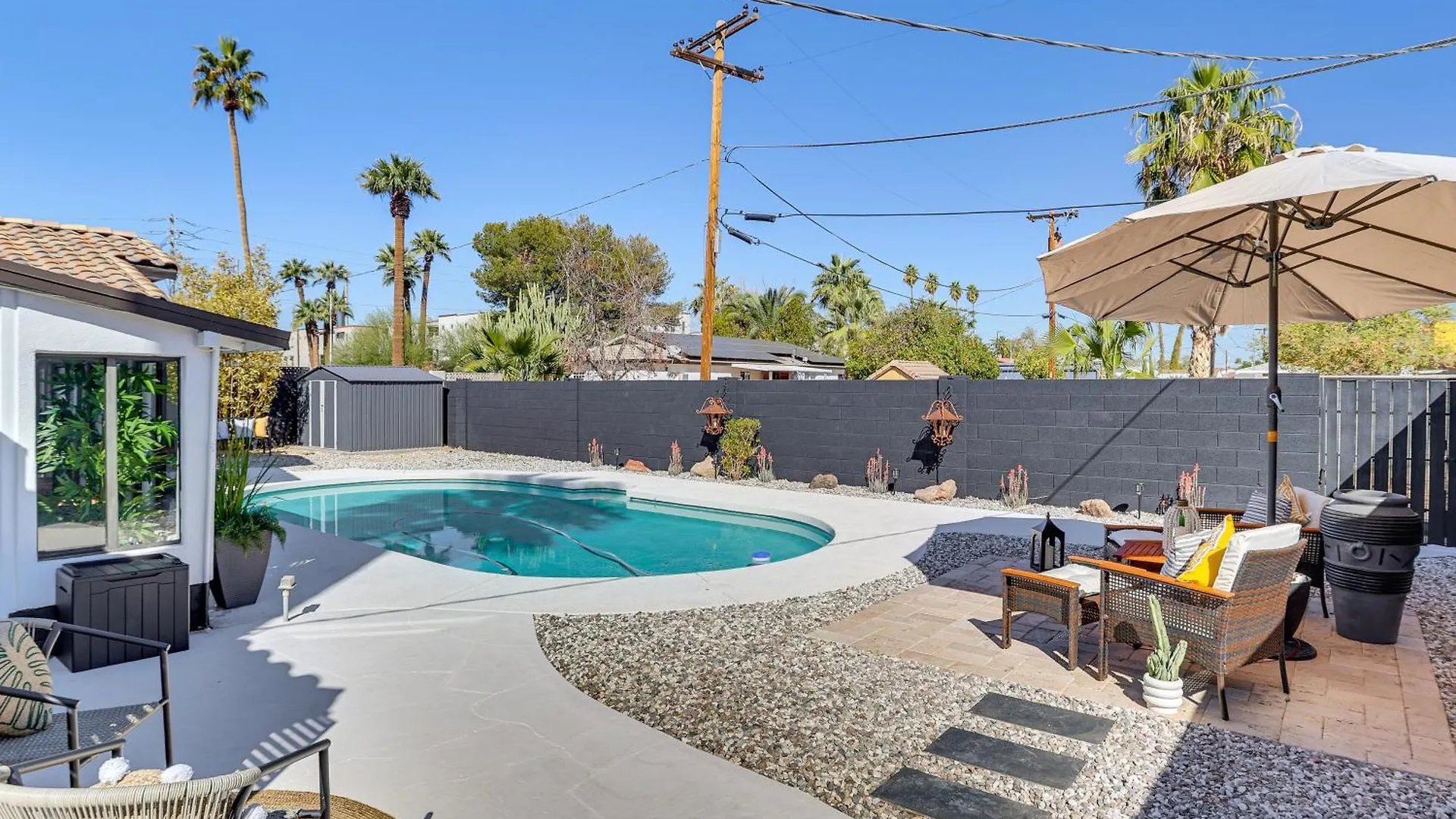 Walk To Scottsdale Stadium Remodeled Home! Holiday home